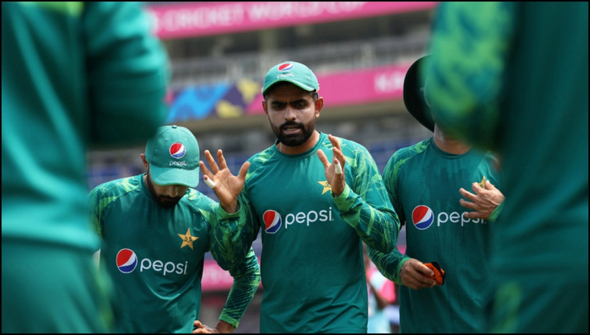 খেলোয়াড়দের কাঁধে দায় চাপিয়েছেন হাফিজ