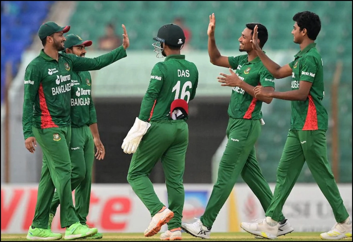 বাংলাদেশ জাতীয় দলের কোচকে বিদায় জালালো বিসিবি!