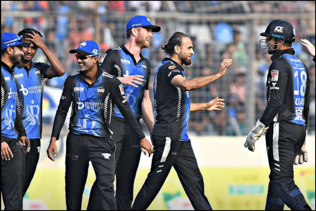 শেষ হলো, রংপুর বনাম চট্টগ্রামের রোমাঞ্চকর হাইস্কোর ম্যাচে!