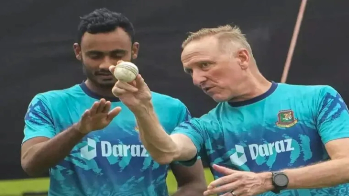 শরিফুলের বোলিং নিয়ে যে বার্তা দিলেন ডোনাল্ড!