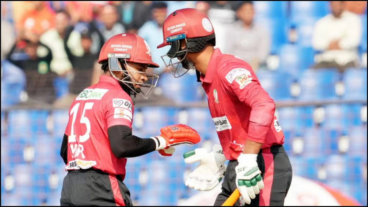 অধরা শিরোপার স্বাদ পেলেন মাহমুদউল্লাহ-মুশফিক