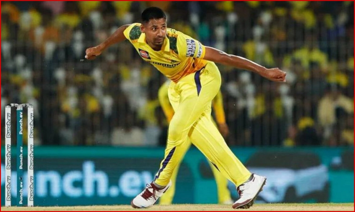 হায়দ্রাবাদের বিপক্ষে মাঠে নামার আগে মুস্তাফিজকে নতুন নাম দিল ধোনিরা