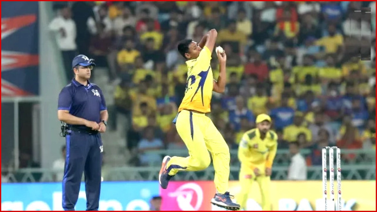 হায়দ্রাবাদের বিপক্ষে ২ উইকেট নিয়ে আইপিএলে যে রেকর্ডের মালিক একমাত্র মুস্তাফিজ