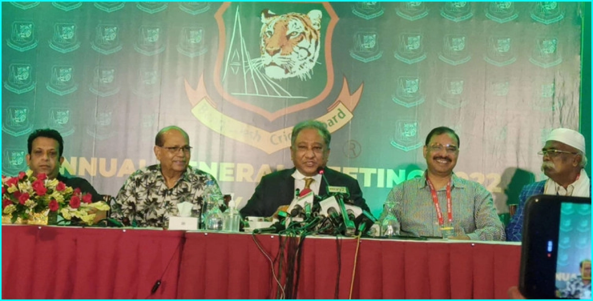 ২০২৫ সালে ভারত-পাকিস্তানকে নিয়ে ত্রিদেশীয় সিরিজ আয়োজন করবে বাংলাদেশ!