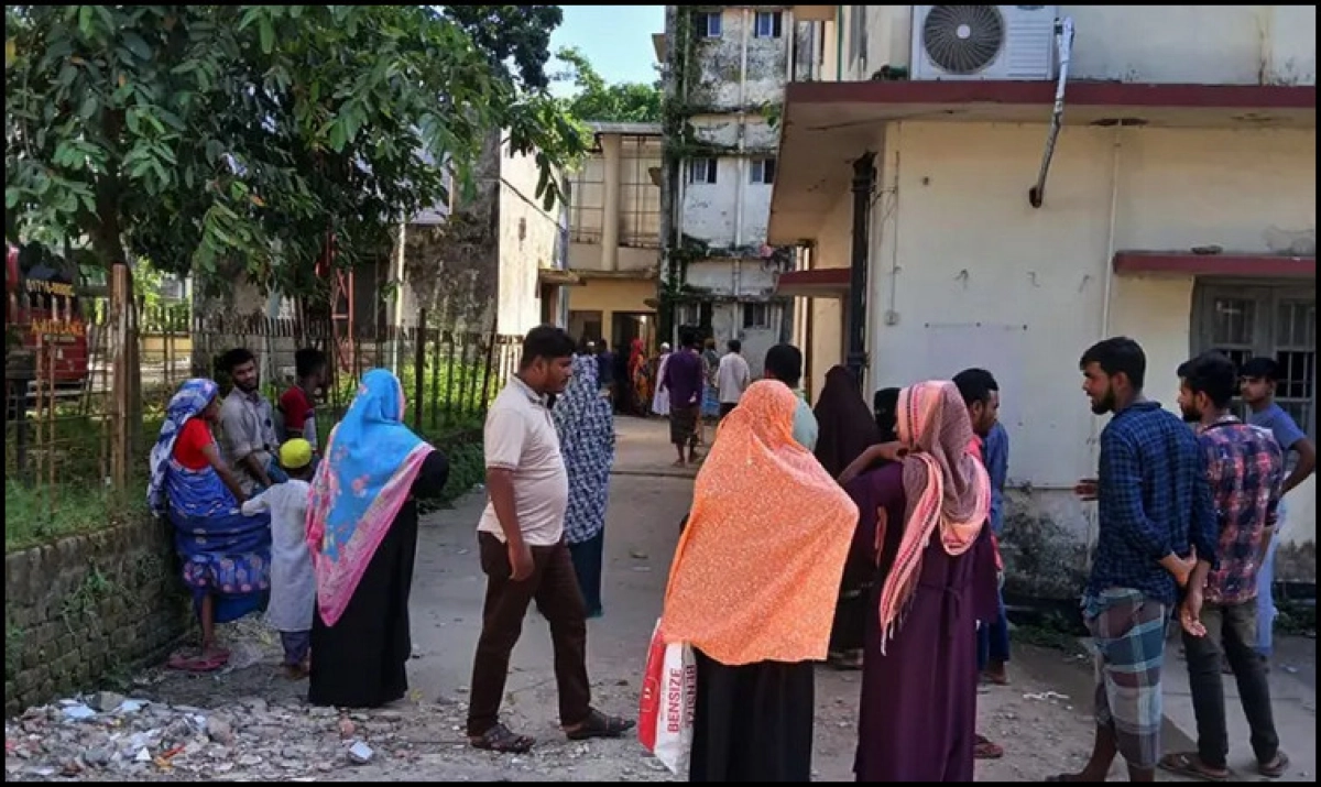 চলছে দুই পক্ষের র'ক্ত'ক্ষ'য়ী সং'ঘ'র্ষ, নিয়ন্ত্রণে কাজ করছে সেনাবাহিনী; একাধিক প্রা'ন'হা'নী