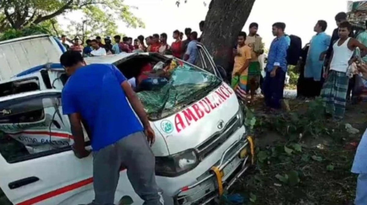 স্ত্রীর মরদেহ নিয়ে বাড়ি ফেরার পথে স্বামীর মৃত্যু!