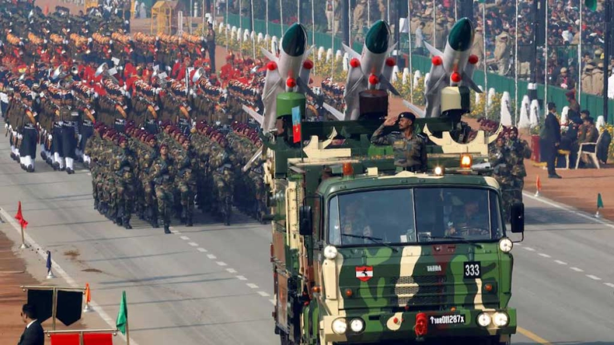 ভারত না পাকিস্তান: সামরিক শক্তিতে কে এগিয়ে!