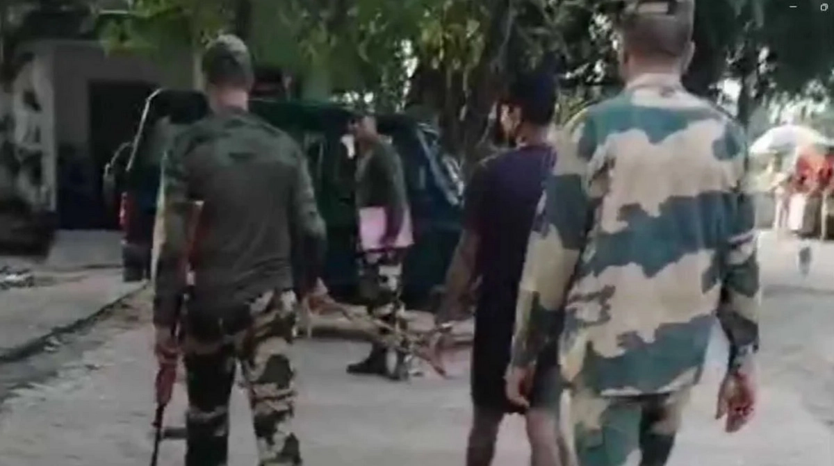 এবার পাকিস্তানি রেঞ্জার সেনা আটক করল ভারত