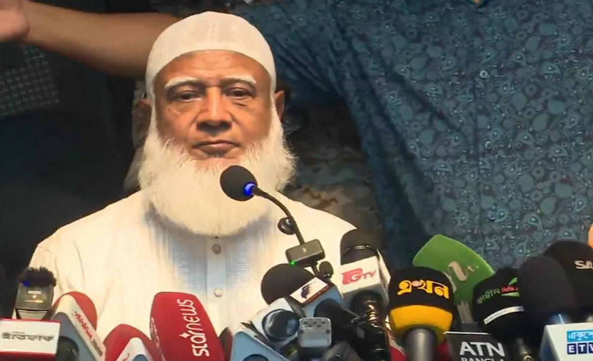 দুই বিষয়ে প্রধান উপদেষ্টার কাছে রোডম্যাপ চেয়েছে জামায়াত