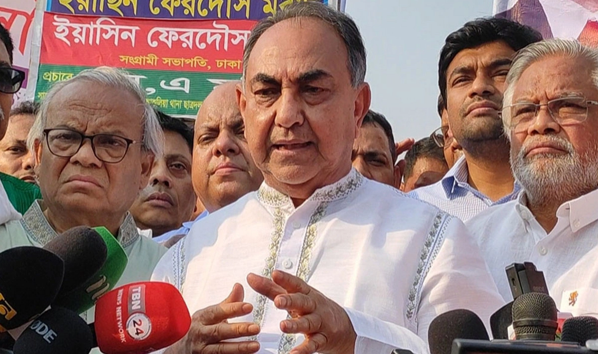 ড. ইউনূসকে ঘিরে ক্ষোভ প্রকাশ মির্জা আব্বাসের: “নির্বাচন চান না তিনি”