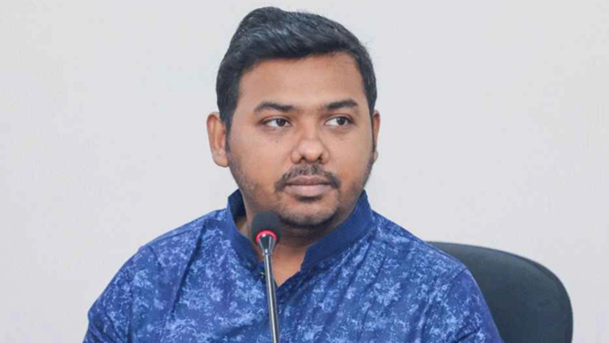 নারী সহকর্মীকে ‘কুপ্রস্তাব’, যা বললেন এনসিপি নেতা
