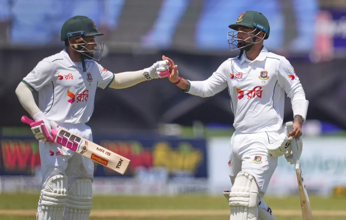 শ্রীলঙ্কার বিপক্ষে প্রথম ইনিংসে অল আউট বাংলাদেশ