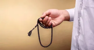 তাসবিহ দিয়ে জিকির করা কি বিদআত