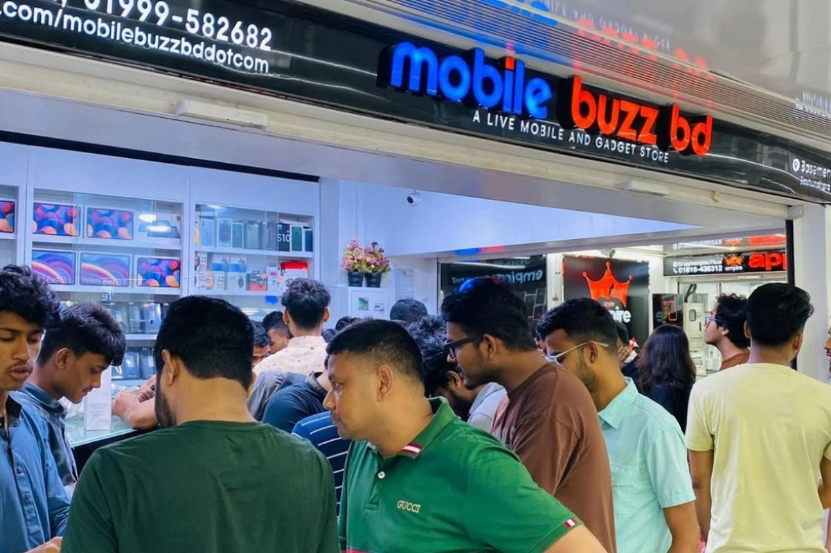 প্রযুক্তিপণ্যে ‘মোবাইল বাজ বিডি’ হিড়িক