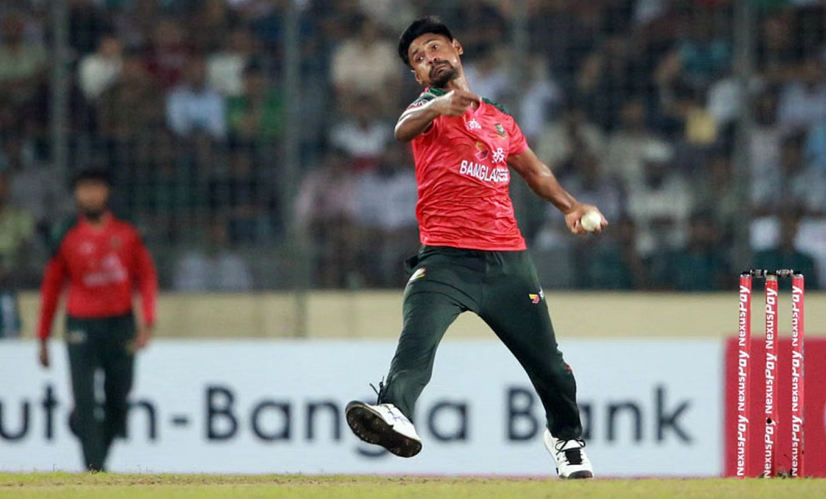 মুস্তাফিজের জাদুতে পাকিস্তানের স্বপ্নভঙ্গ, র‍্যাংকিংয়ের সেরা দশে কাটার মাস্টার!