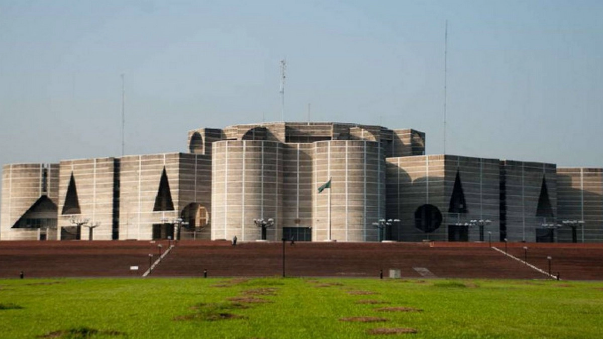 উচ্চকক্ষ বিশিষ্ট সংসদ কী: কেন এত আলোচনা