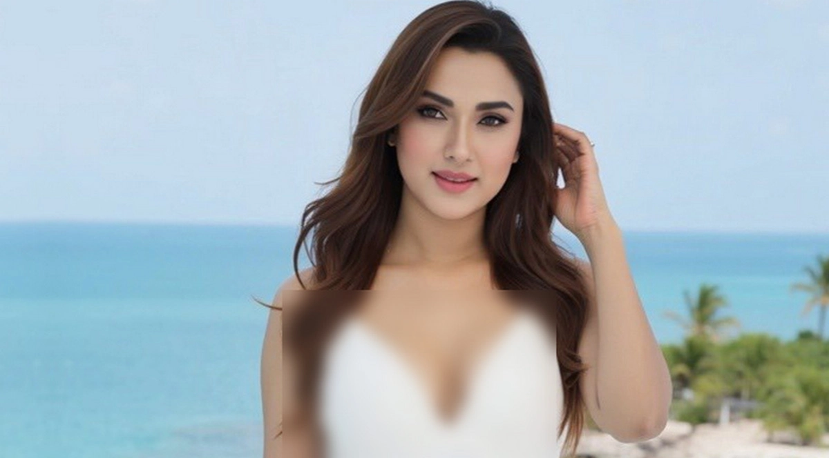 সিডনিতে মুগ্ধতা ছড়াচ্ছেন চিত্রনায়িকা ববি