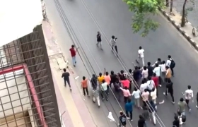 ছাত্রলীগের ঝটিকা মিছিল: নিরাপত্তা ও করণীয় নিয়ে প্রশ্ন