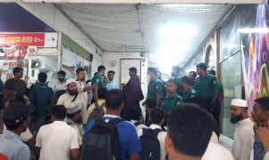শিক্ষক পদে নিয়োগের দাবিতে এনটিআরসিএ ঘেরাও