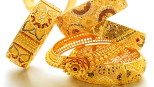 এক ভরি স্বর্ণের দাম কমে ১ লাখ ৩১ হাজার টাকায়