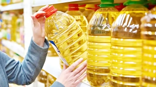 বাড়ল সয়াবিন তেলের দাম