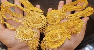 দেশের বাজারে আজ এক ভরি সোনার দাম