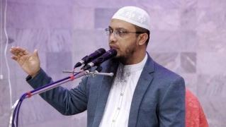 প্রসাব করে শুধু পানি নাকি টিস্যু কোনটা নেওয়া জরুরী