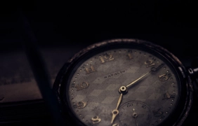 সময় দ্রুত ফুরিয়ে যাওয়া কি কেয়ামতের আলামত