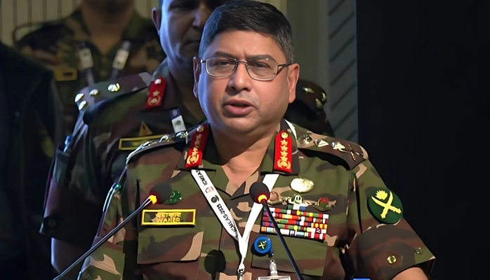 গণভোট নিয়ে সেনাপ্রধান ওয়াকার-উজ-জামানের বড় ঘোষণা