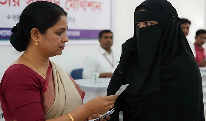 ভোটকেন্দ্রে কি নিকাব খুলতে হবে