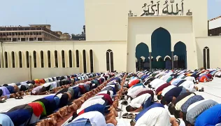 রমজানের প্রথম জুমা আজ: জেনে নিন ফজিলত ও আমলসমূহ