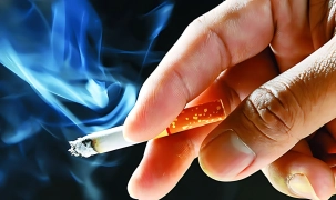 ইফতারের পর ধূমপানে শরীরে যা ঘটে