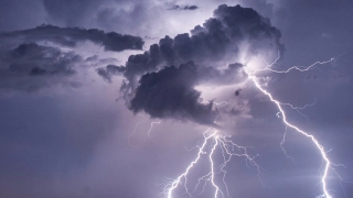 দেশের তিন বিভাগে বজ্রবৃষ্টির সম্ভাবনা