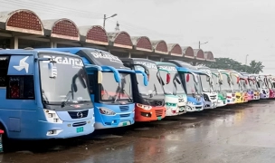 রাজধানীর বাস কাউন্টারগুলোতে টিকিট বিক্রি বন্ধ