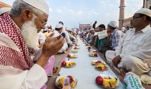 আজকের (১৮ রমজান) ইফতার ও সেহরির সময়সূচি