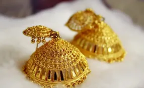 ঈদের আগে লাফিয়ে কমে গেল স্বর্ণের দাম
