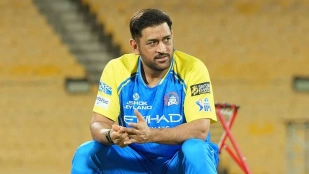 আইপিএল শুরুর আগে ধোনিকে নিয়ে বড় দুঃসংবাদ