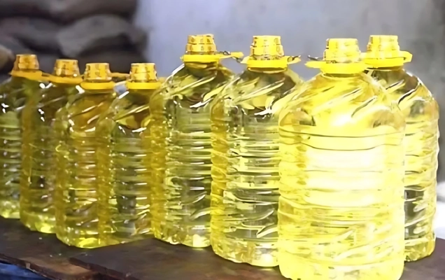 বাড়ল সয়াবিন তেলের দাম