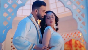 সাবিলার প্রেমে মগ্ন ‘রকস্টার’ শাকিব খান