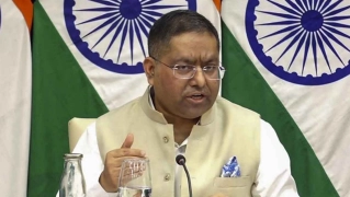 শেখ হাসিনাকে ফেরানোর অনুরোধে যে বার্তা দিলো ভারত