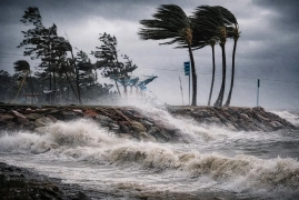 দুপুরের মধ্যে ৬০ কিমি বেগে ঝড়ের আশঙ্কা