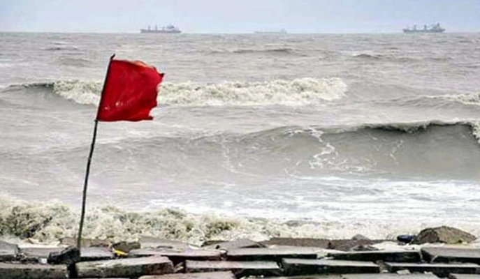 সাগরে লঘুচাপ, দেশজুড়ে বজ্রসহ বৃষ্টির আভাস