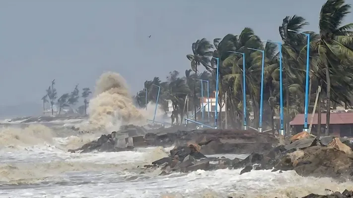 বঙ্গোপসাগরে নতুন লঘুচাপ, টানা ৫ দিনের ভারী বৃষ্টির আভাস