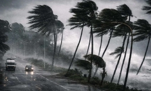 দেশের ১২ অঞ্চলে ঝড়-বৃষ্টির সতর্কতা, নদীবন্দরে সংকেত জারি