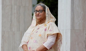 ডিসেম্বরে দেশে ফিরে আদালতে আত্মসমর্পণের পরিকল্পনা হাসিনার